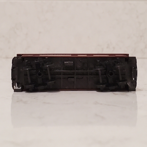 Kadee N Scale 50020 Pennsylvania Wood Sheathed Caboose 981679 - Picture 7 of 17